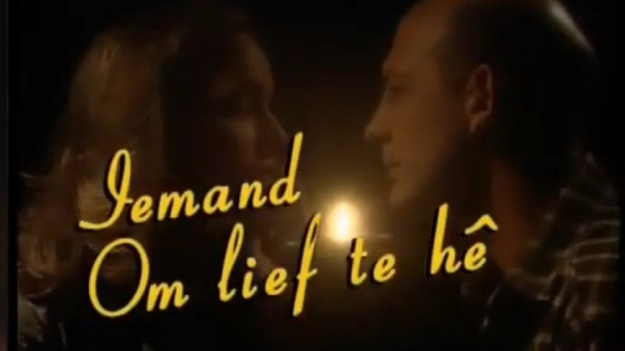 Iemand Om Lief Te Hê backdrop
