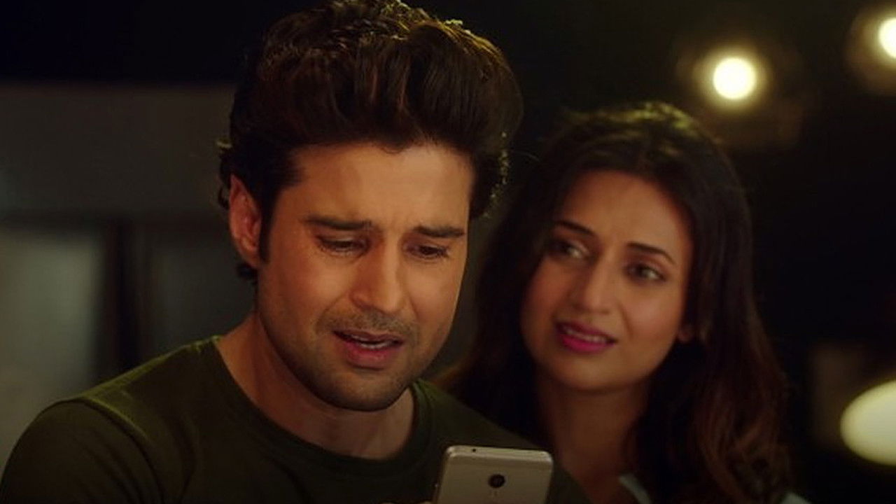 Coldd Lassi Aur Chicken Masala backdrop