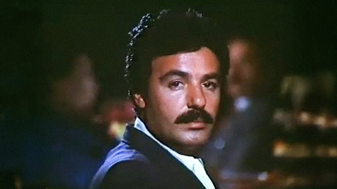 Yaktı Beni backdrop