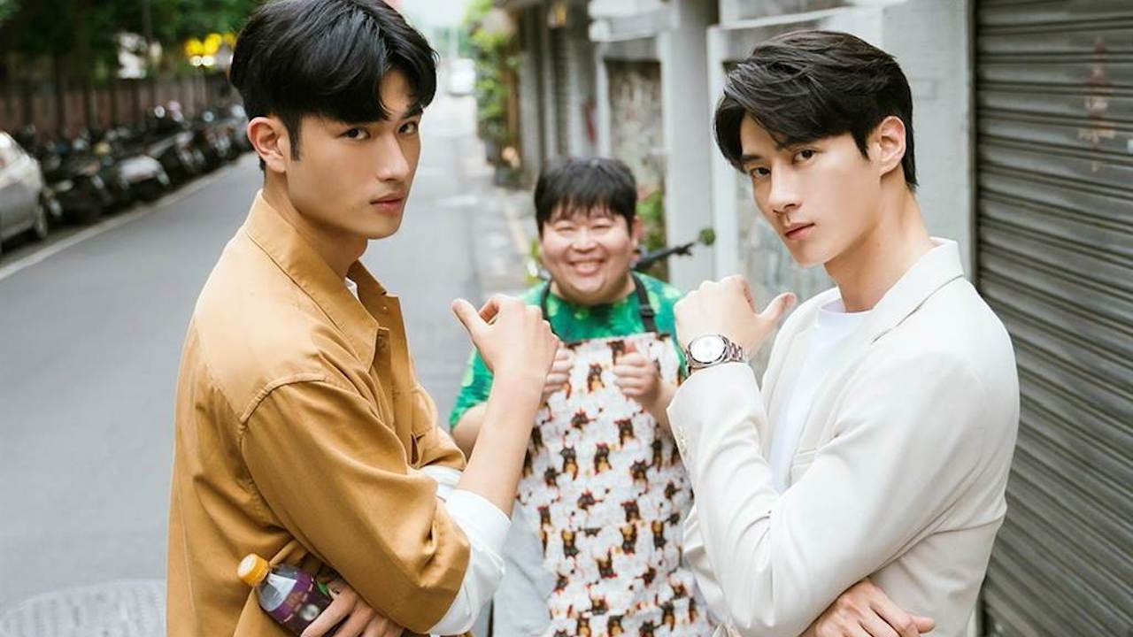 Go Fighting backdrop