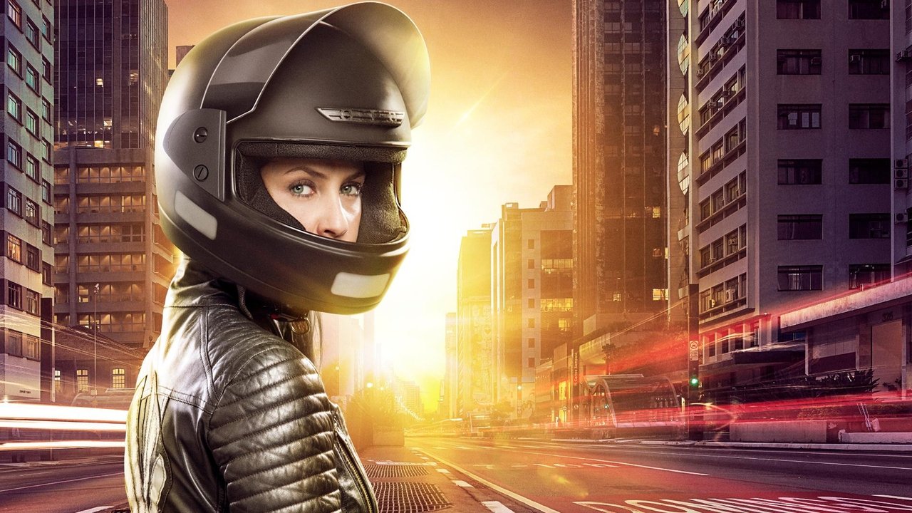 A Garota da Moto backdrop