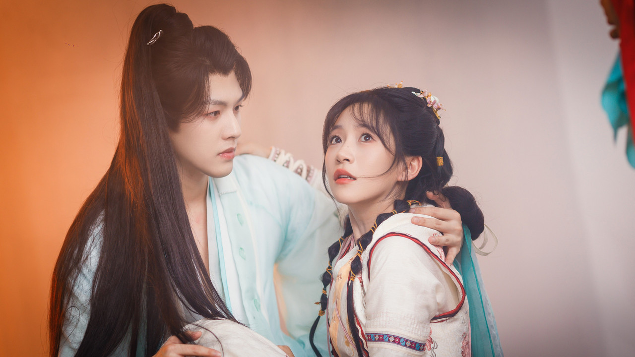 The Glory of Queen backdrop