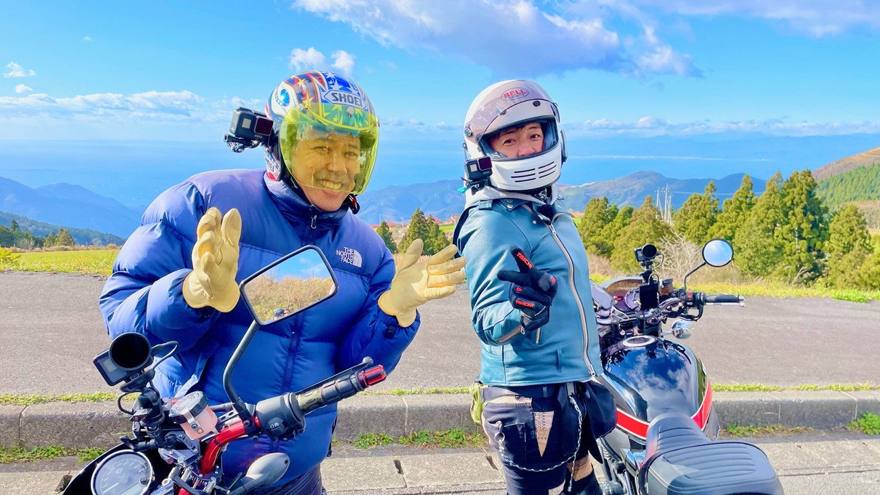 つるのたび　バイクに乗って出かけよう！ backdrop
