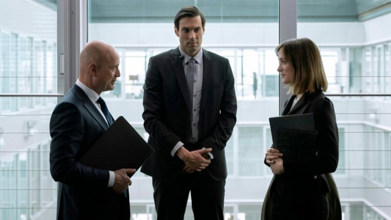 Trügerische Sicherheit backdrop