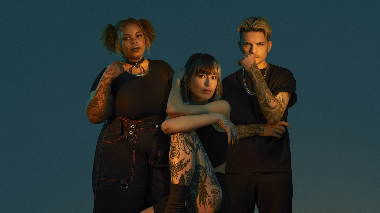 Encré dans la peau backdrop