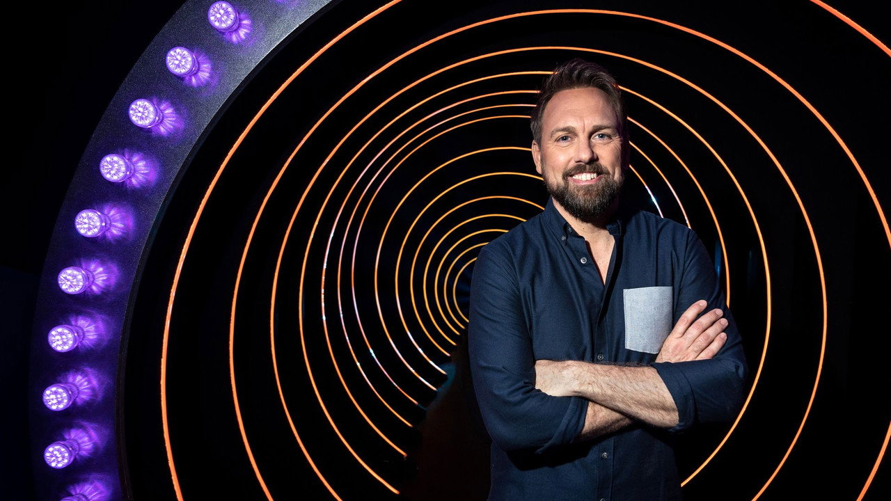 Die! Herz! Schlag! Show! backdrop