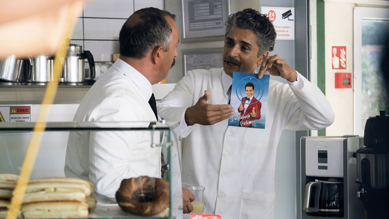 Comidark Films: In Between backdrop