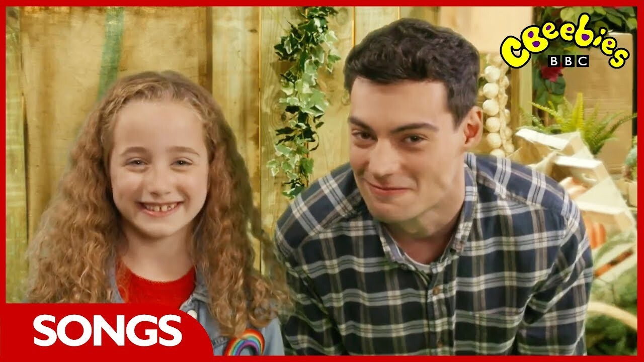 Molly and Mack backdrop