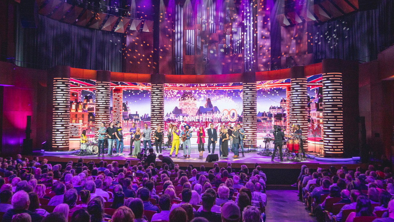 Bonne fête ComediHa! backdrop