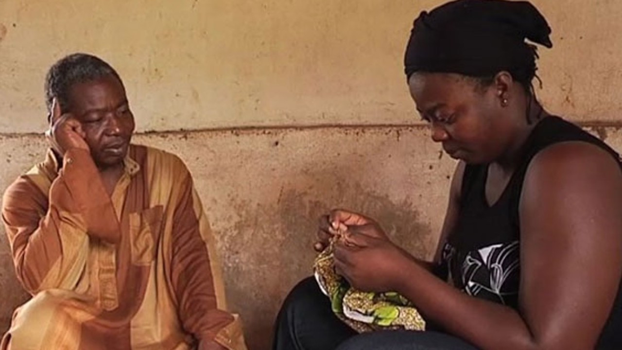 Le rite, la folle et moi backdrop