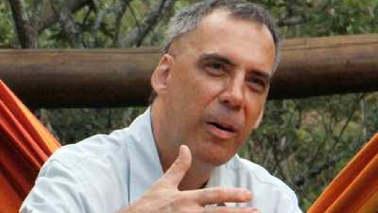 Com a Palavra, Arnaldo Antunes backdrop