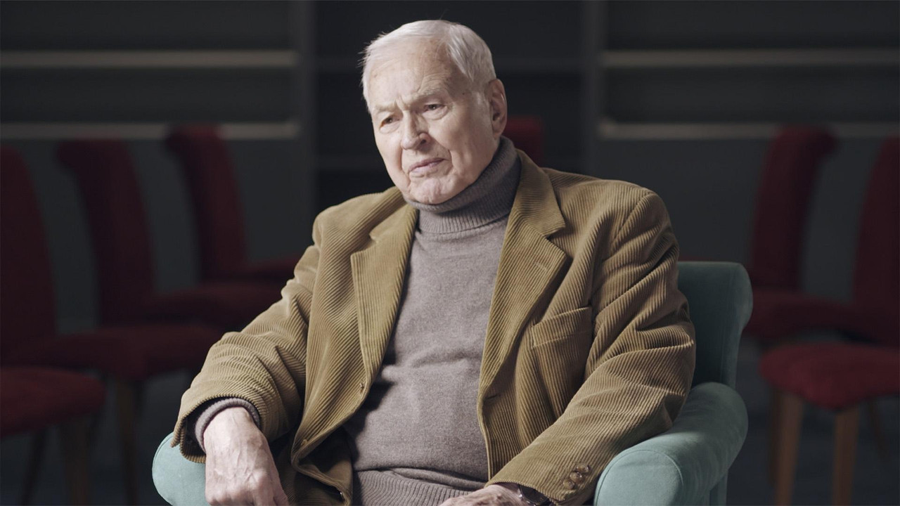 The Berlin Wall: Countdown to 1961/1989 backdrop