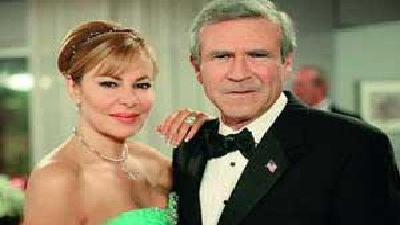 Ellas y el sexo débil backdrop