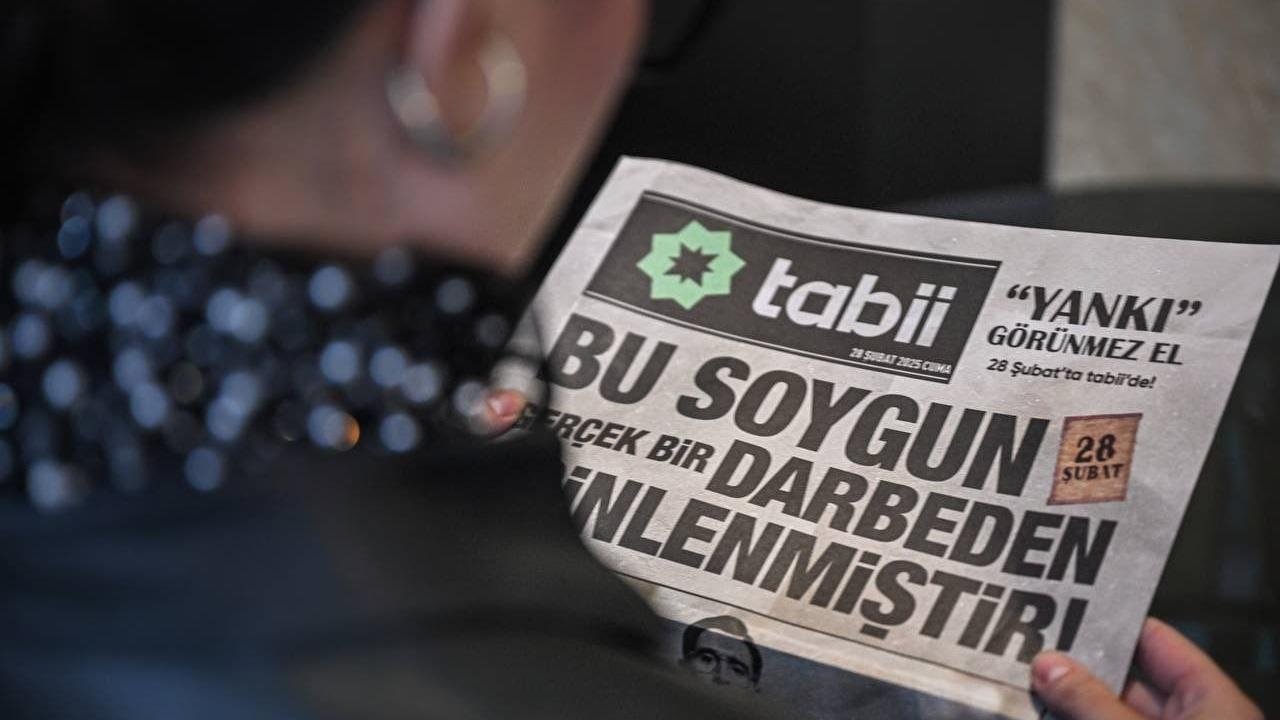 Yankı: Görünmez El backdrop