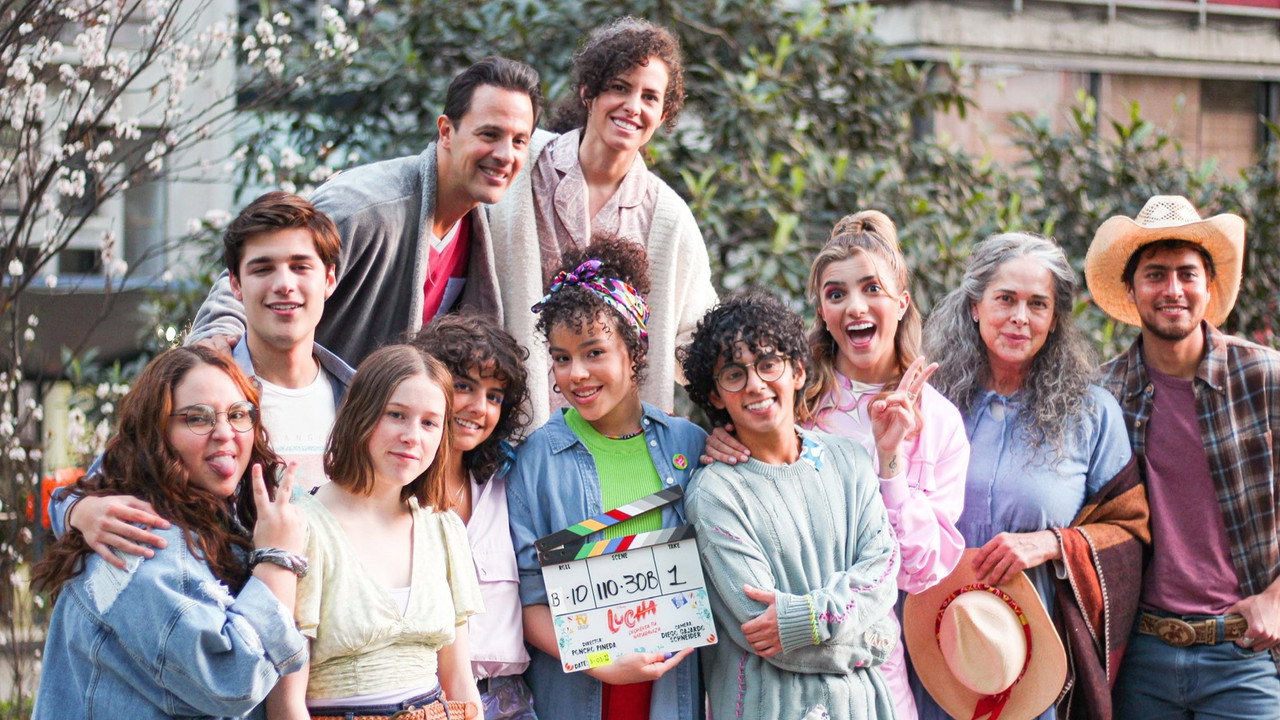 Lucha: Despierta tu naturaleza backdrop