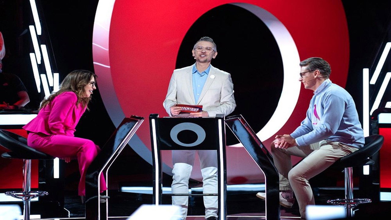 Omnibus szybcy i mądrzy backdrop