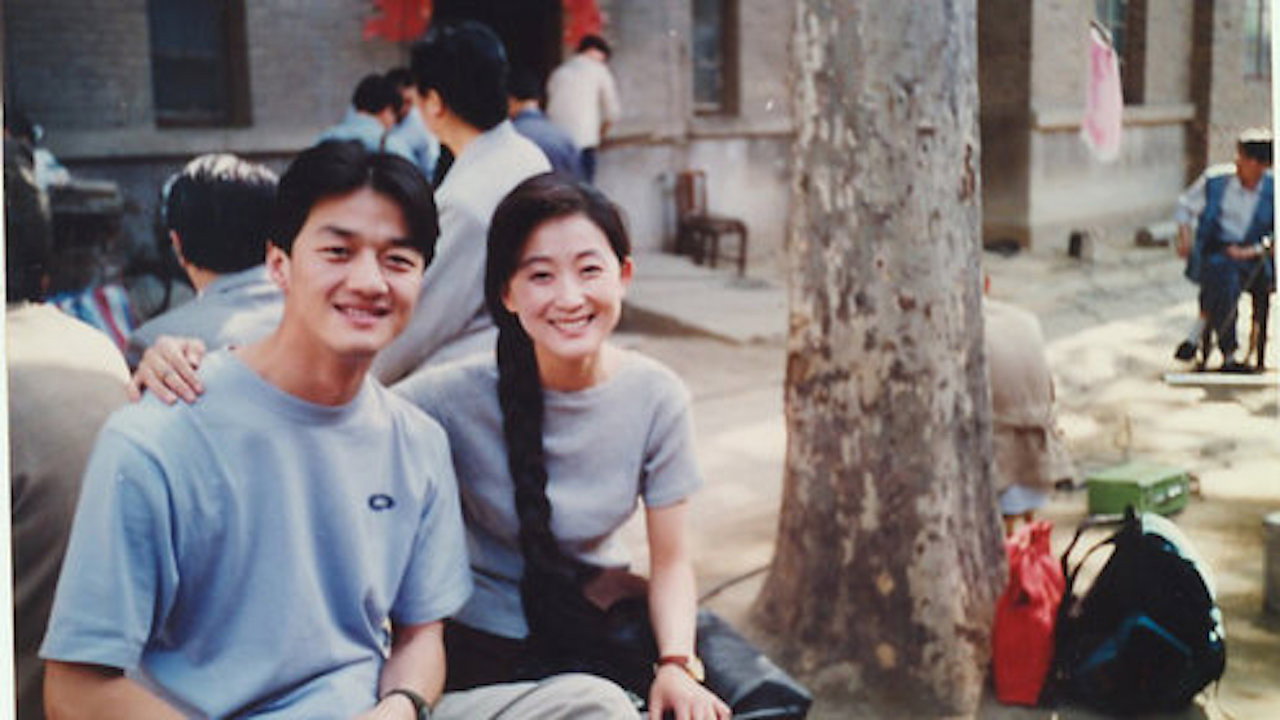 校园先锋 backdrop