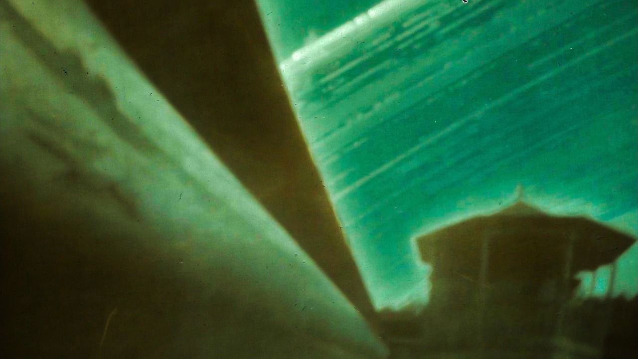 SANSa SOLEIL backdrop