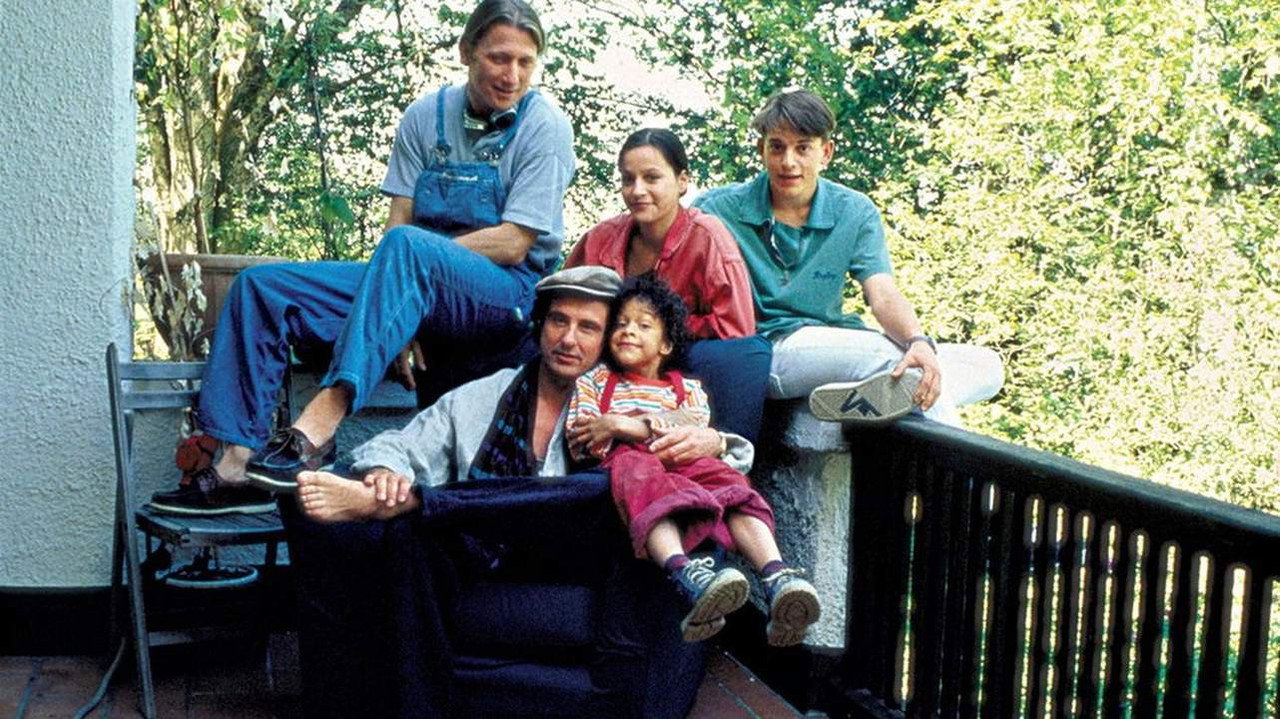 Aus heiterem Himmel backdrop