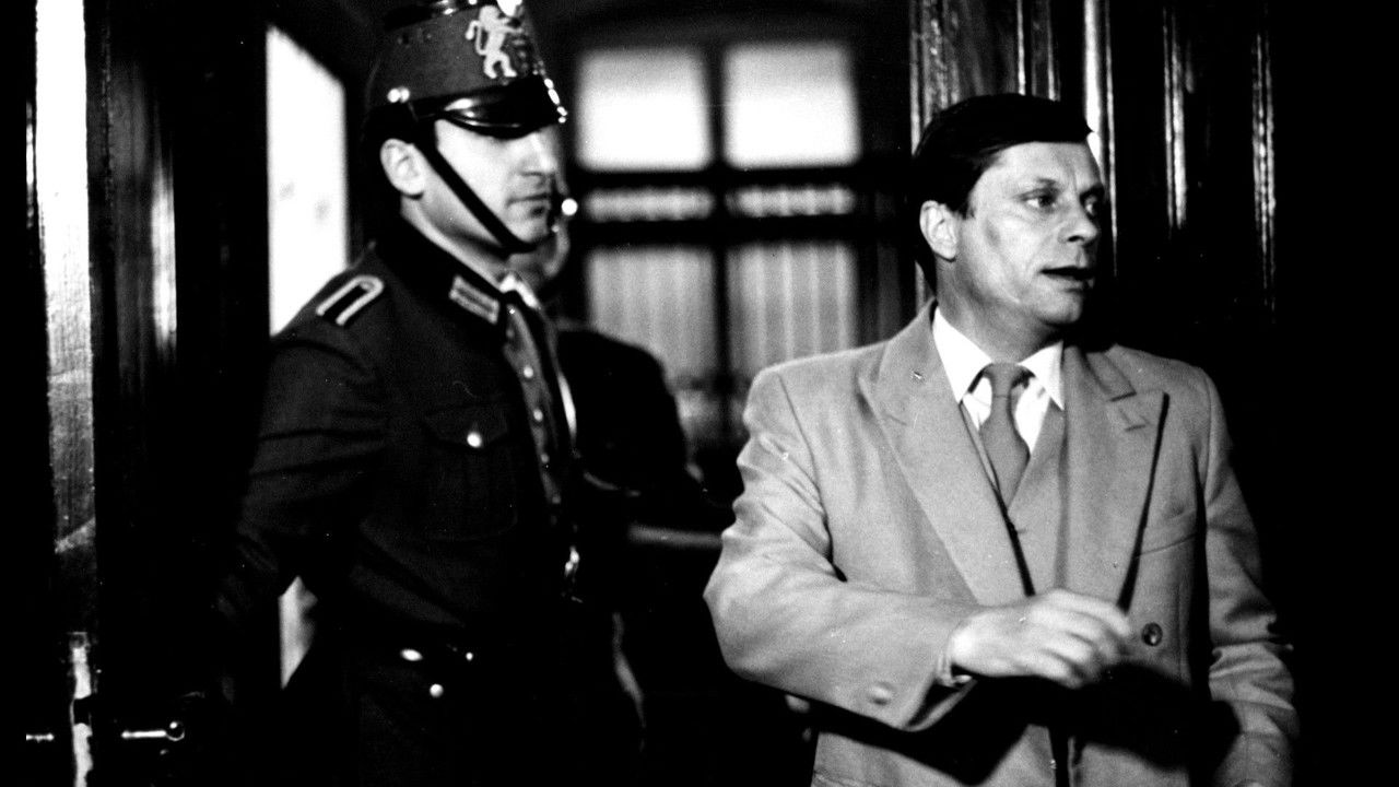 When Trouble Strikes… Bednarski backdrop