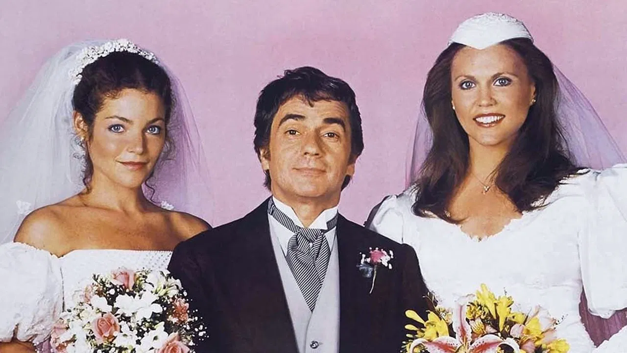 Micki & Maude backdrop