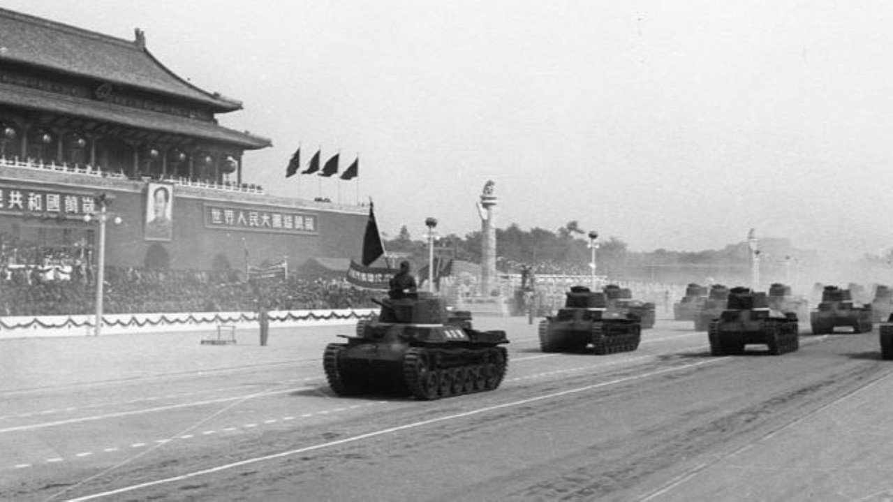 中华人民共和国1952年国庆阅兵 backdrop