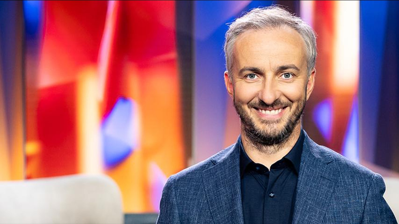 Lass dich überwachen! backdrop