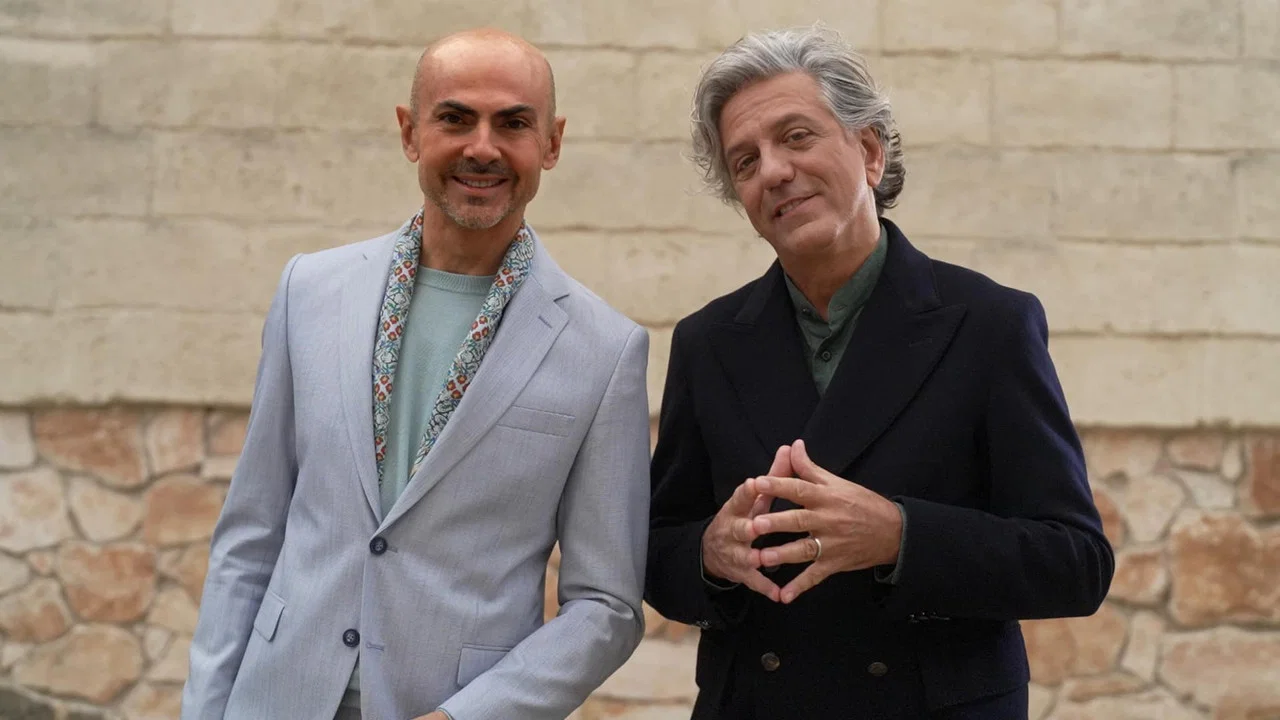 Home Restaurant backdrop