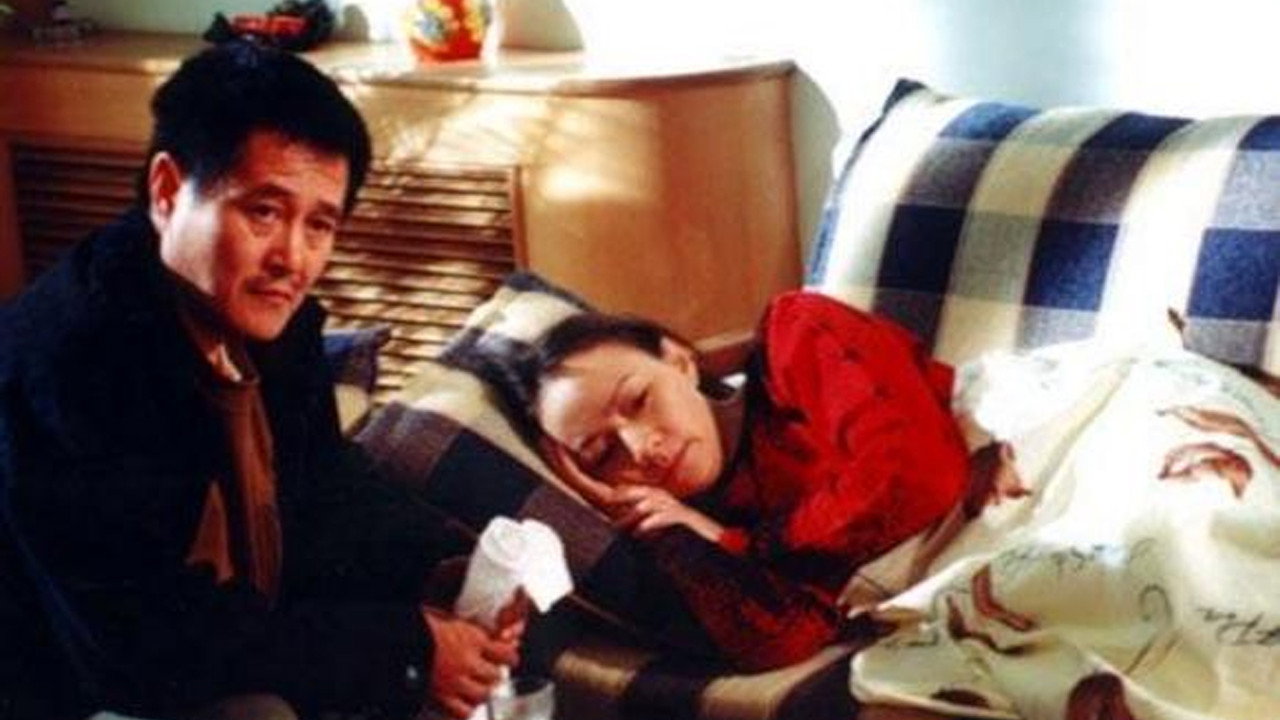 家和万事兴之善意的谎言 backdrop