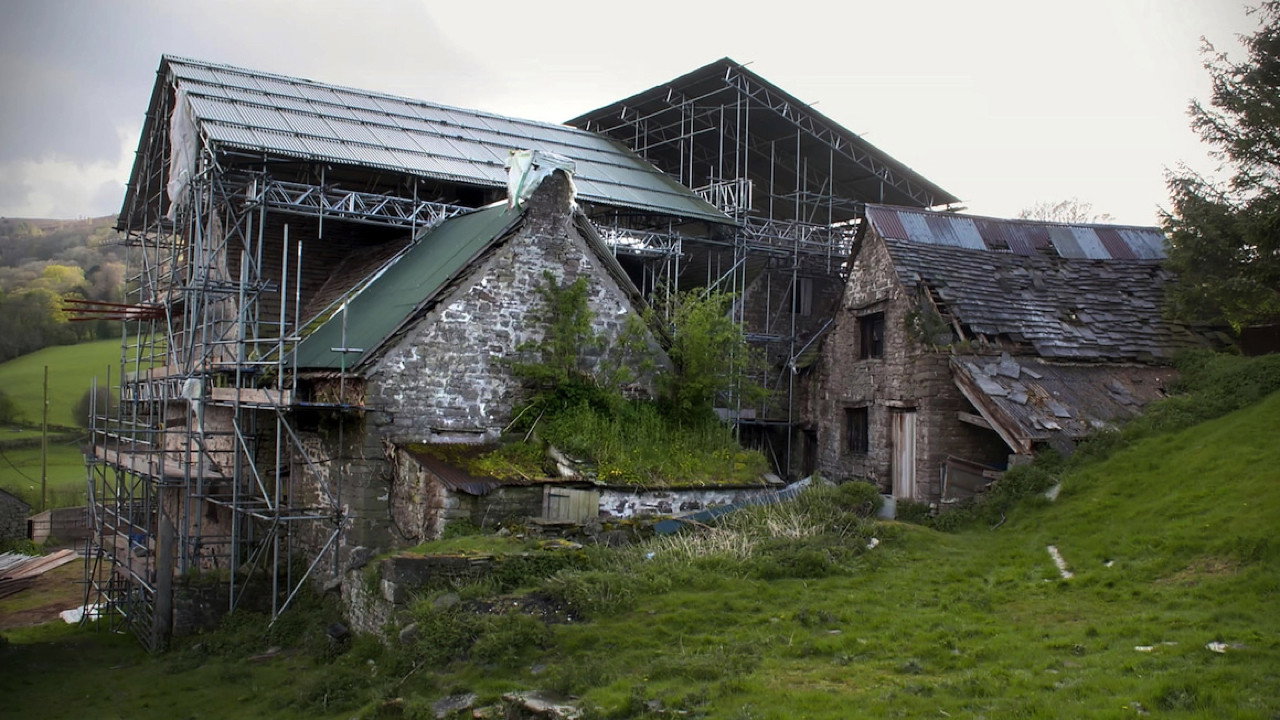 Historic House Rescue backdrop