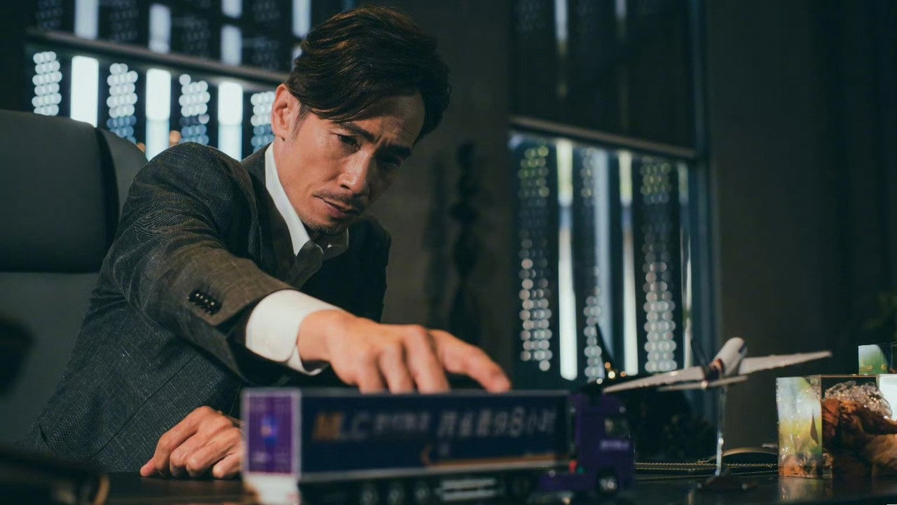 Big Biz Duel backdrop