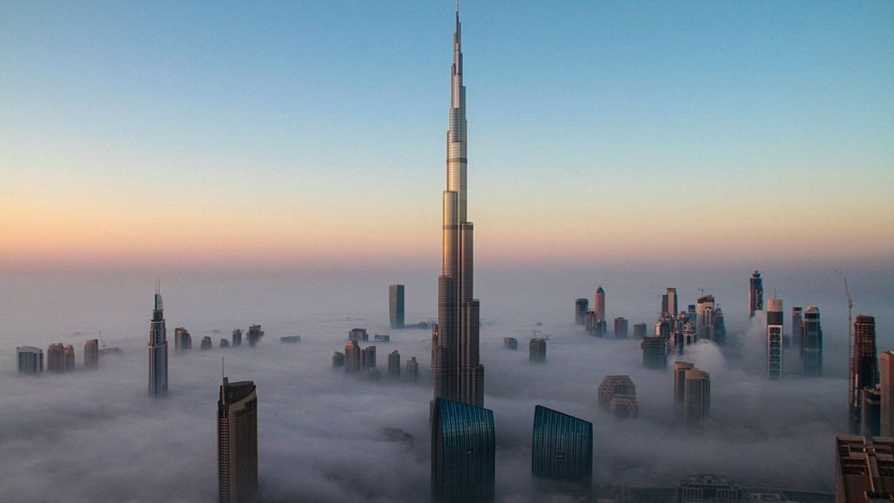 World's Tallest Skyscrapers: Beyond the Clouds backdrop