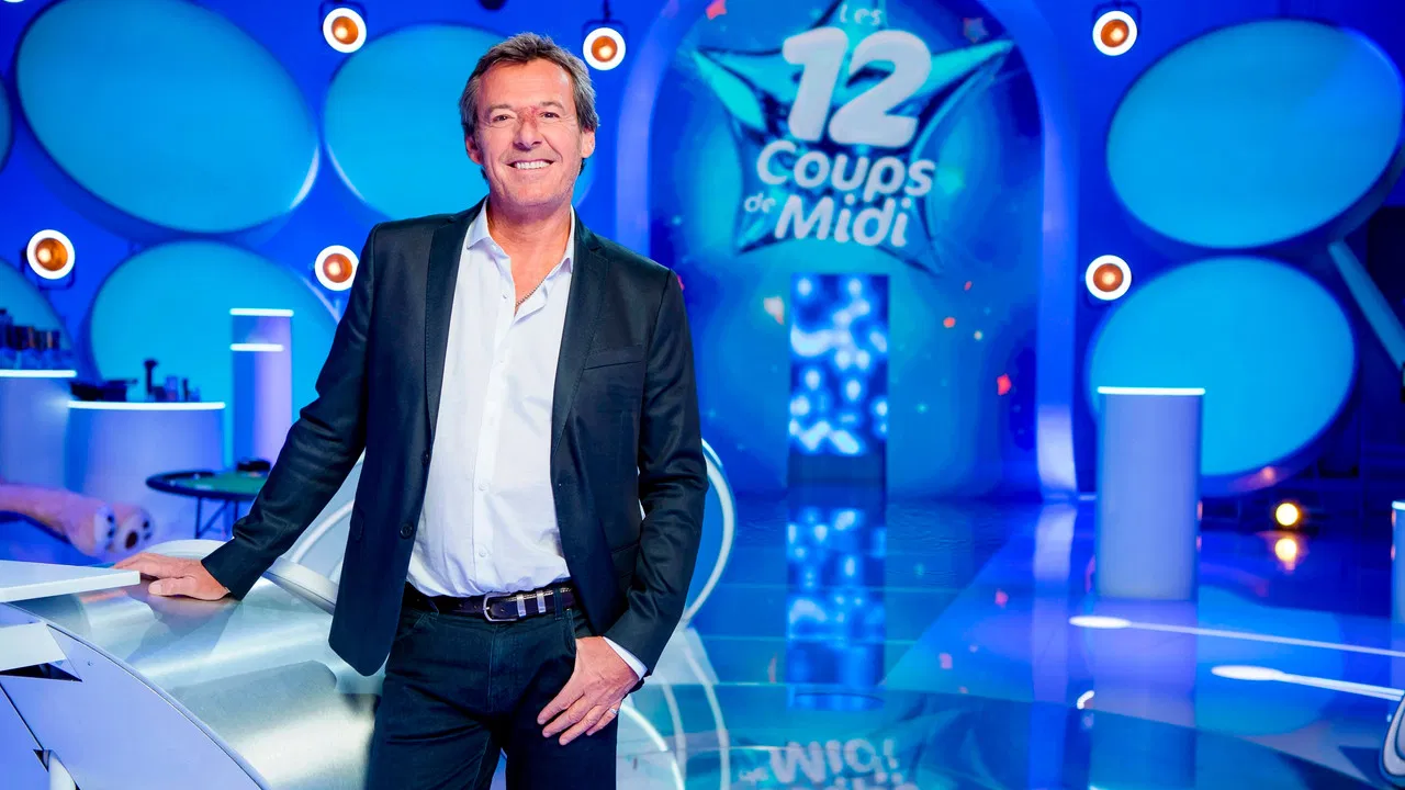 Les Douze Coups de midi backdrop