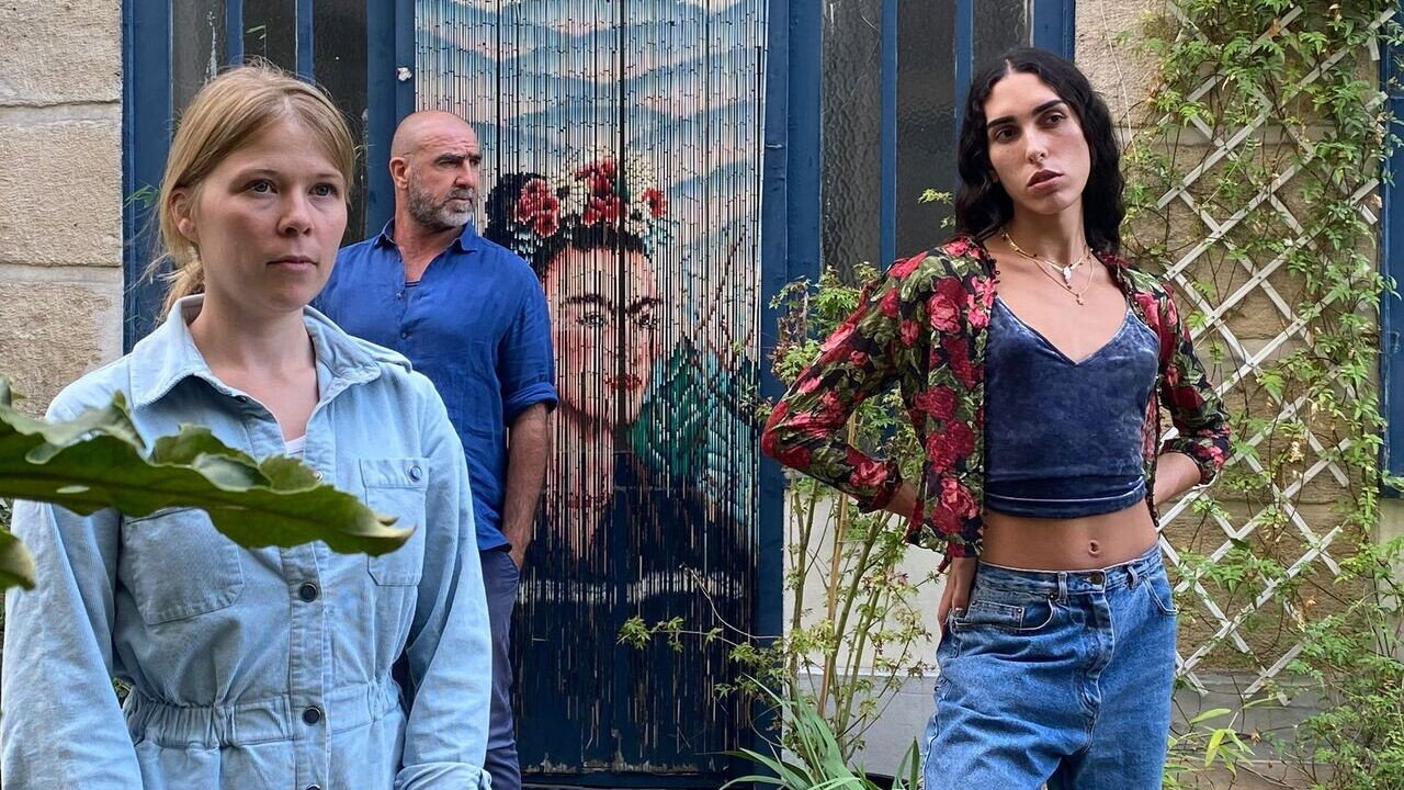 Les matins merveilleux backdrop