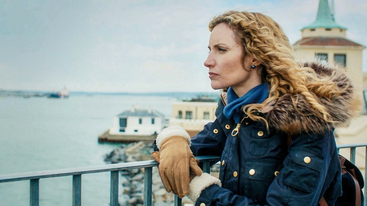 Walking Tudor England backdrop