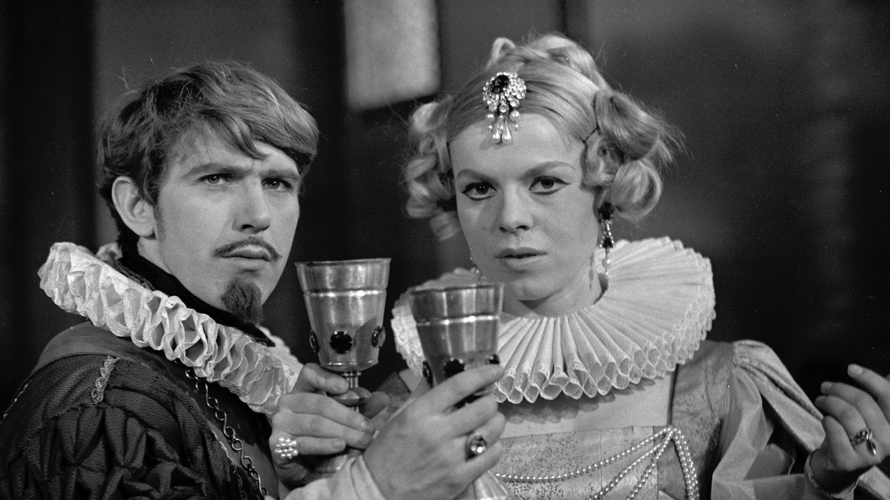 Píseň pro Rudolfa III. backdrop