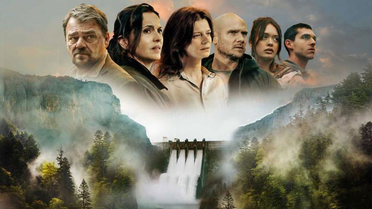 La Vallée fracturée backdrop