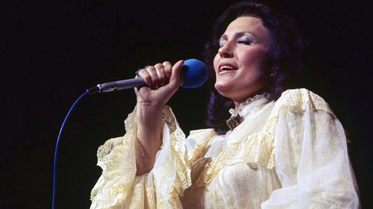 Loretta Lynn In Concert backdrop