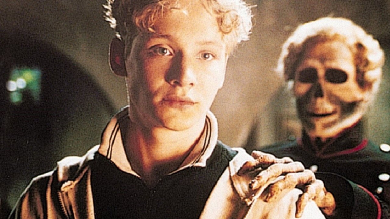 Spuk im Reich der Schatten backdrop