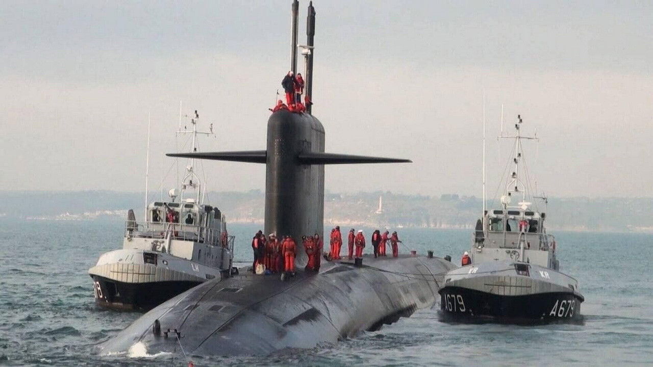 Les sous-marins de tous les records backdrop