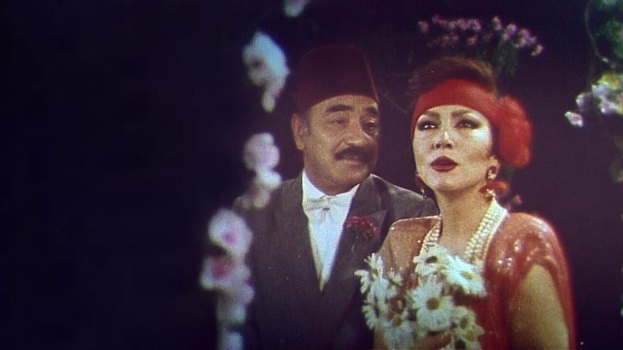 Geçmiş Zaman Olur Ki backdrop