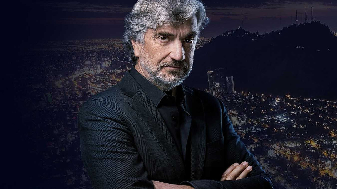 Santiago paranormal backdrop