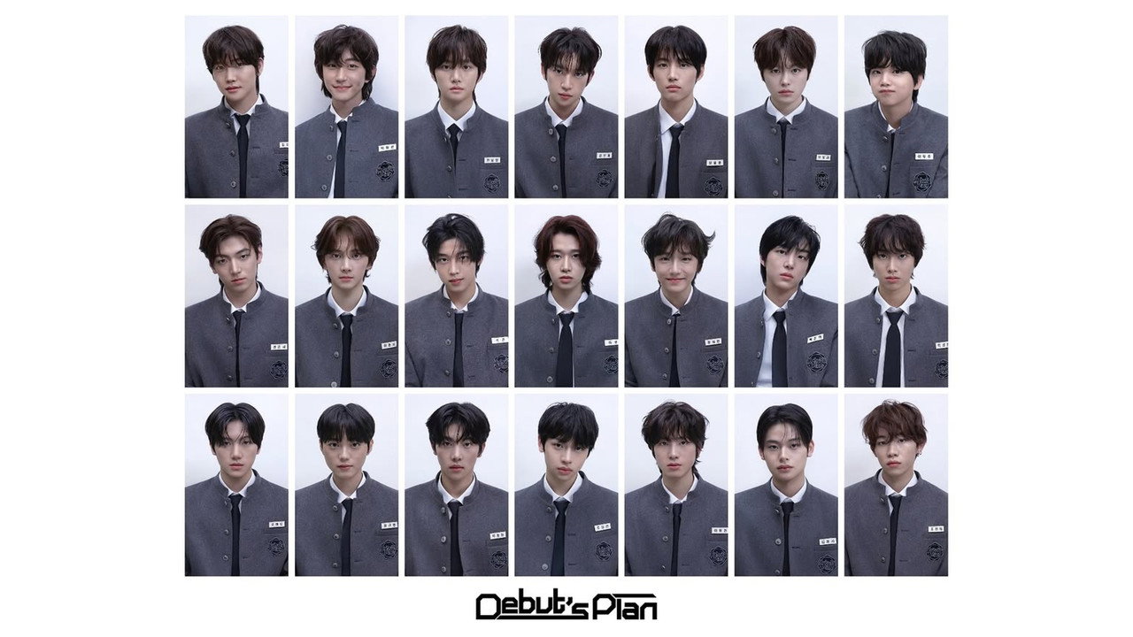 Debut's Plan backdrop