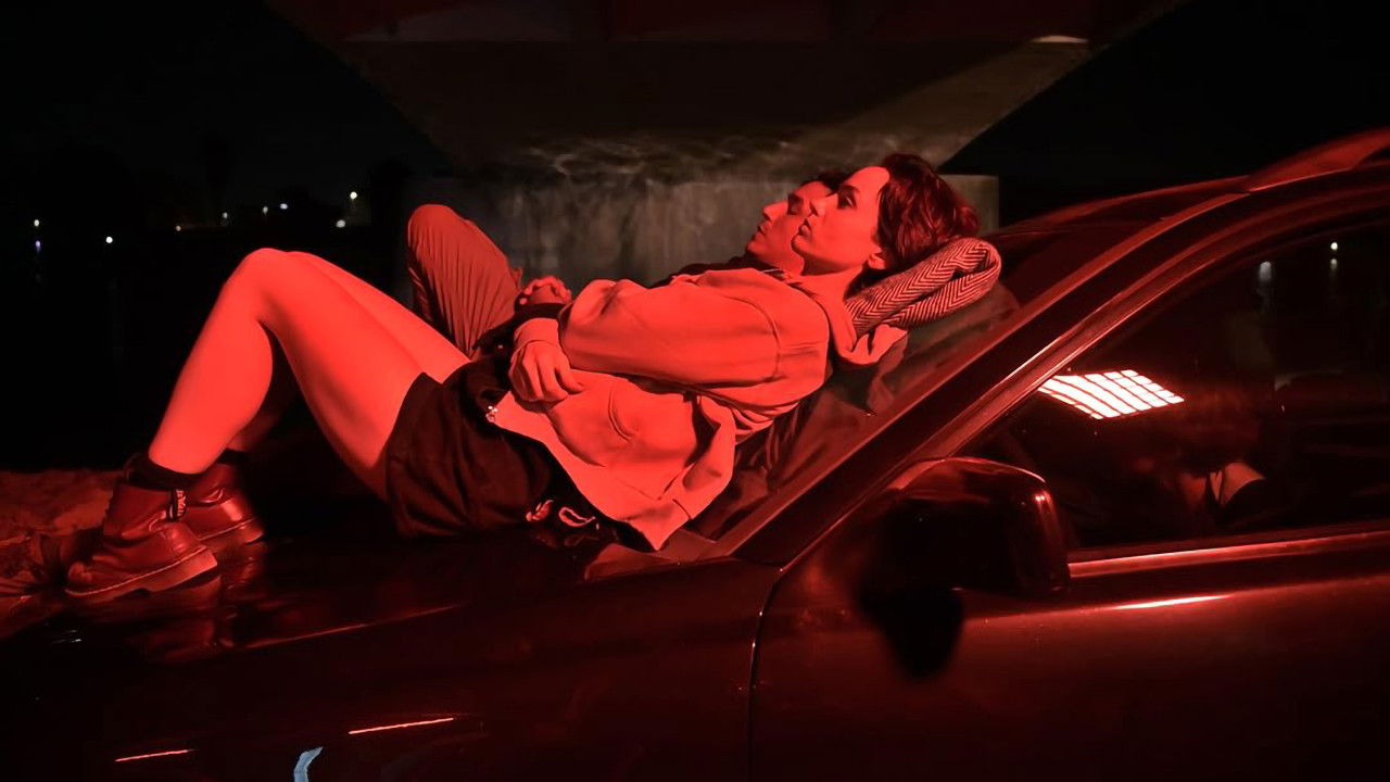 Eddie & Sunny backdrop