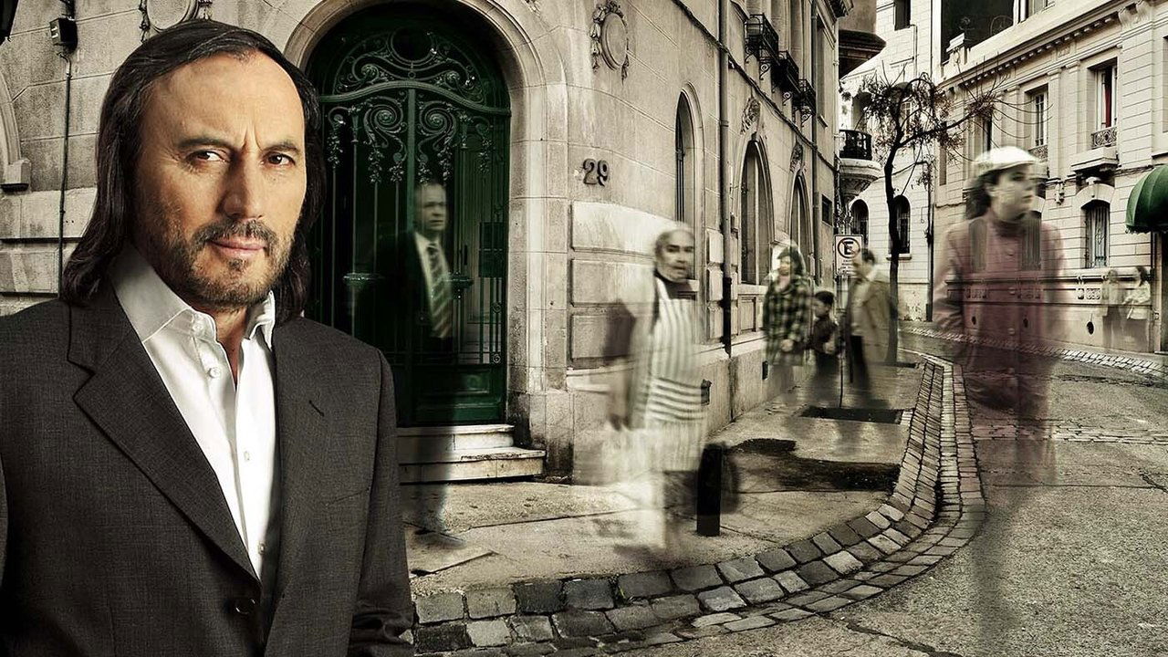 El día menos pensado backdrop