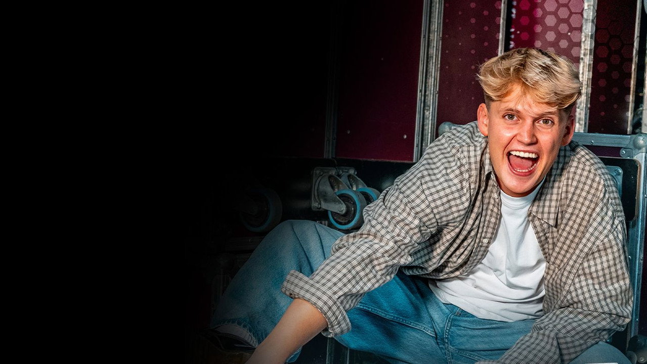 The Q-Roadie backdrop