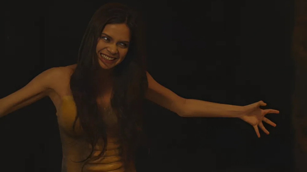 Shake, Rattle & Roll XV backdrop