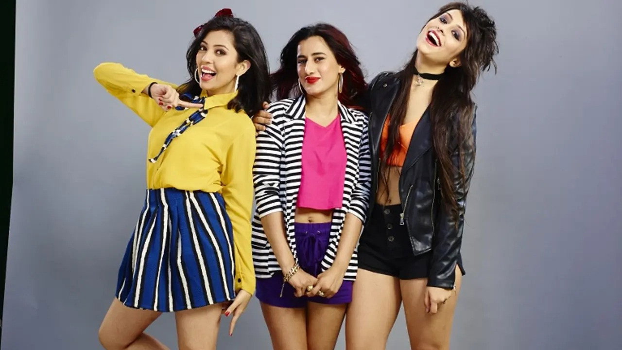 MTV Girls on Top backdrop