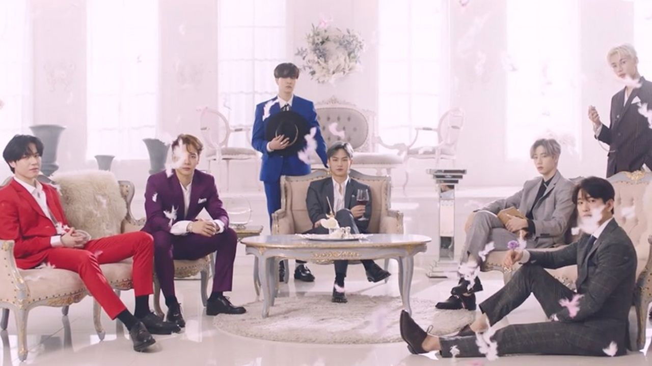 GOT7's Hard Carry backdrop