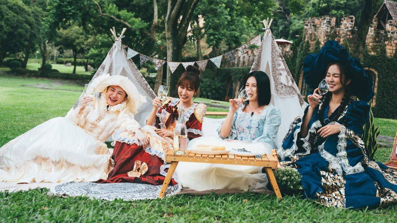 4 Her Journey backdrop